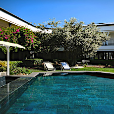 Mola Cunda Hotel